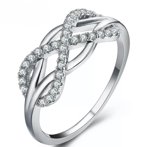 Sterling silver diamond infinity ring - Picture 4 of 4